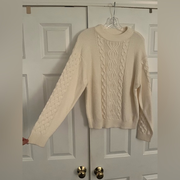 Urban Outfitters Cable Knit Sweater - Picture 3 of 6